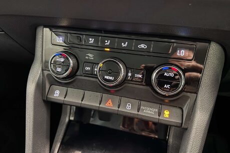 Skoda Karoq 1.5 TSI ACT SE SUV 5dr Petrol DSG Euro 6 (s/s) (150 ps) 29