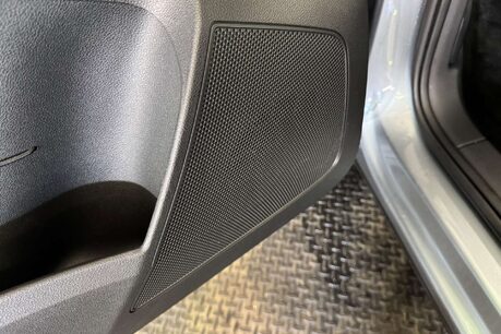 Skoda Karoq 1.5 TSI ACT SE SUV 5dr Petrol DSG Euro 6 (s/s) (150 ps) 63