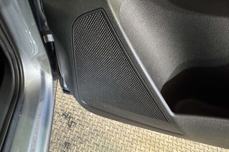 Skoda Karoq 1.5 TSI ACT SE SUV 5dr Petrol DSG Euro 6 (s/s) (150 ps) 50