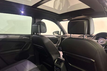 Volkswagen Tiguan 2.0 TDI BlueMotion Tech R-Line SUV 5dr Diesel DSG 4Motion Euro 6 (s/s) (150 46