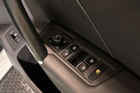 Volkswagen Tiguan 2.0 TDI BlueMotion Tech R-Line SUV 5dr Diesel DSG 4Motion Euro 6 (s/s) (150 11