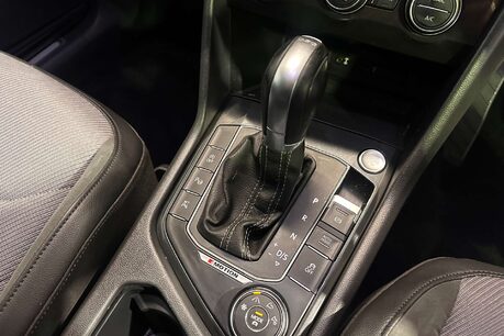 Volkswagen Tiguan 2.0 TDI BlueMotion Tech R-Line SUV 5dr Diesel DSG 4Motion Euro 6 (s/s) (150 34