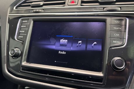 Volkswagen Tiguan 2.0 TDI BlueMotion Tech R-Line SUV 5dr Diesel DSG 4Motion Euro 6 (s/s) (150 32