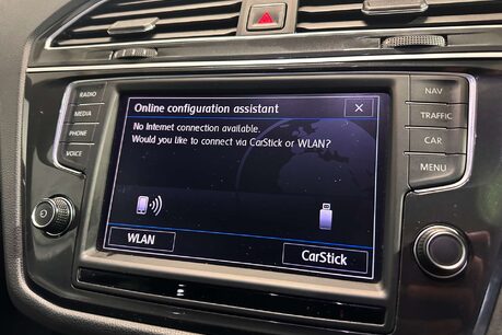 Volkswagen Tiguan 2.0 TDI BlueMotion Tech R-Line SUV 5dr Diesel DSG 4Motion Euro 6 (s/s) (150 31
