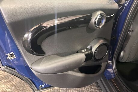 Mini Hatch 1.5 Cooper Seven Hatchback 5dr Petrol Auto Euro 6 (s/s) (136 ps) 47