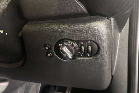 Mini Hatch 1.5 Cooper Seven Hatchback 5dr Petrol Auto Euro 6 (s/s) (136 ps) 16