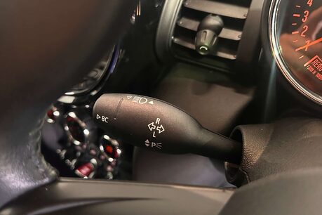 Mini Hatch 1.5 Cooper Seven Hatchback 5dr Petrol Auto Euro 6 (s/s) (136 ps) 22