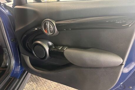 Mini Hatch 1.5 Cooper Seven Hatchback 5dr Petrol Auto Euro 6 (s/s) (136 ps) 10