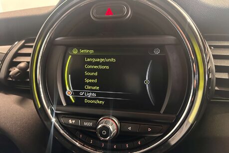 Mini Hatch 1.5 Cooper Seven Hatchback 5dr Petrol Auto Euro 6 (s/s) (136 ps) 26