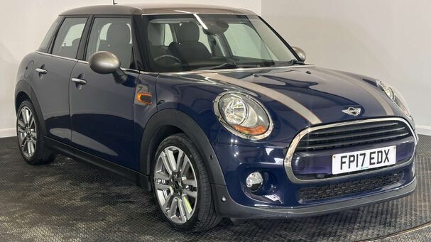 Mini Hatch 1.5 Cooper Seven Hatchback 5dr Petrol Auto Euro 6 (s/s) (136 ps) Service History