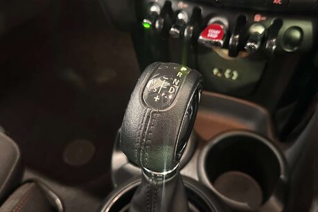 Mini Hatch 1.5 Cooper Seven Hatchback 5dr Petrol Auto Euro 6 (s/s) (136 ps) 38