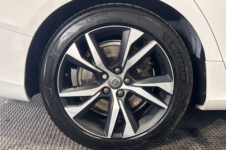 Volvo S60 2.0 T5 R-Design Plus Saloon 4dr Petrol Auto Euro 6 (s/s) (250 ps) 60