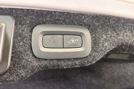 Volvo S60 2.0 T5 R-Design Plus Saloon 4dr Petrol Auto Euro 6 (s/s) (250 ps) 49