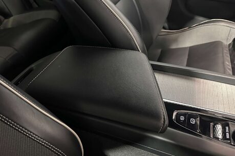 Volvo S60 2.0 T5 R-Design Plus Saloon 4dr Petrol Auto Euro 6 (s/s) (250 ps) 38