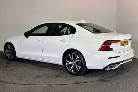 Volvo S60 2.0 T5 R-Design Plus Saloon 4dr Petrol Auto Euro 6 (s/s) (250 ps) 5