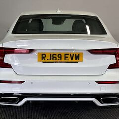 Volvo S60 2.0 T5 R-Design Plus Saloon 4dr Petrol Auto Euro 6 (s/s) (250 ps) 6