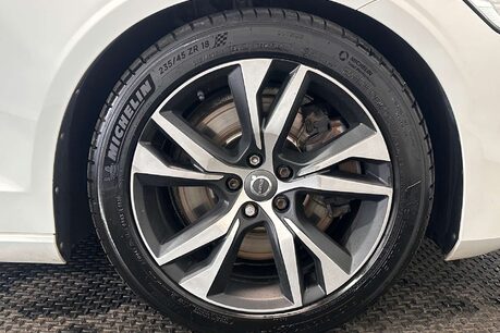 Volvo S60 2.0 T5 R-Design Plus Saloon 4dr Petrol Auto Euro 6 (s/s) (250 ps) 59