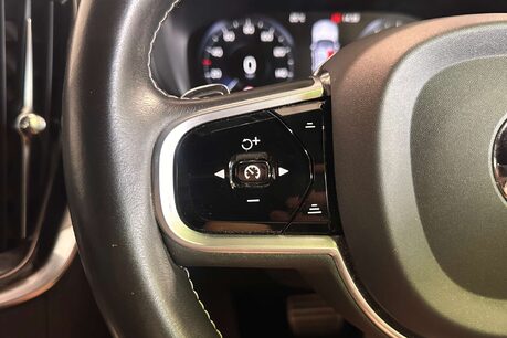 Volvo S60 2.0 T5 R-Design Plus Saloon 4dr Petrol Auto Euro 6 (s/s) (250 ps) 20