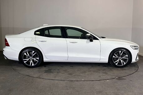 Volvo S60 2.0 T5 R-Design Plus Saloon 4dr Petrol Auto Euro 6 (s/s) (250 ps) 8