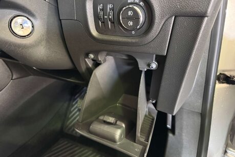 Vauxhall Astra 1.2 Turbo Griffin Edition Hatchback 5dr Petrol Manual Euro 6 (s/s) (145 ps) 19