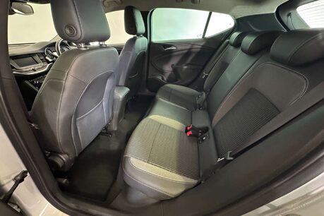 Vauxhall Astra 1.2 Turbo Griffin Edition Hatchback 5dr Petrol Manual Euro 6 (s/s) (145 ps) 52