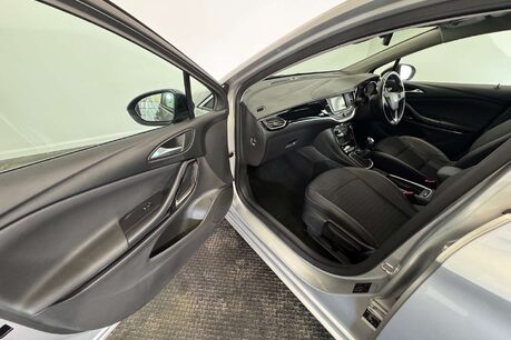 Vauxhall Astra 1.2 Turbo Griffin Edition Hatchback 5dr Petrol Manual Euro 6 (s/s) (145 ps) 53