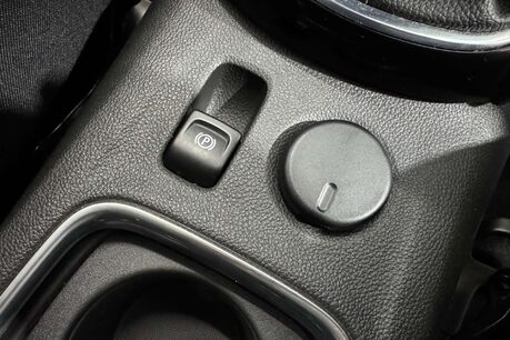 Vauxhall Astra 1.2 Turbo Griffin Edition Hatchback 5dr Petrol Manual Euro 6 (s/s) (145 ps) 30