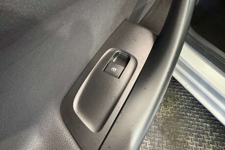 Vauxhall Astra 1.2 Turbo Griffin Edition Hatchback 5dr Petrol Manual Euro 6 (s/s) (145 ps) 55