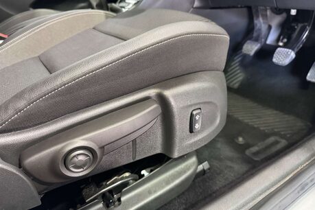 Vauxhall Astra 1.2 Turbo Griffin Edition Hatchback 5dr Petrol Manual Euro 6 (s/s) (145 ps) 17