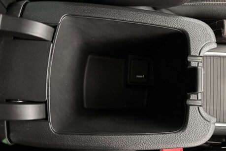 Vauxhall Astra 1.2 Turbo Griffin Edition Hatchback 5dr Petrol Manual Euro 6 (s/s) (145 ps) 28