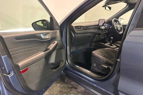 Ford Kuga 1.5 EcoBlue ST-Line Edition SUV 5dr Diesel Manual Euro 6 (s/s) (120 ps) 60