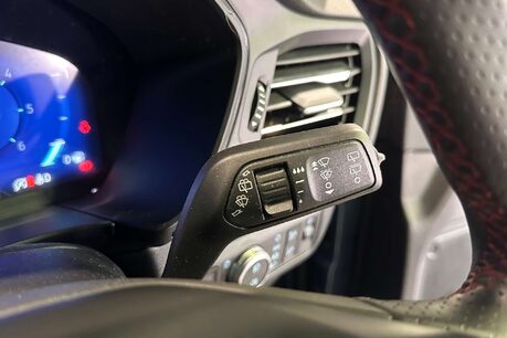 Ford Kuga 1.5 EcoBlue ST-Line Edition SUV 5dr Diesel Manual Euro 6 (s/s) (120 ps) 22