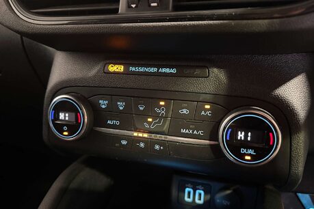 Ford Kuga 1.5 EcoBlue ST-Line Edition SUV 5dr Diesel Manual Euro 6 (s/s) (120 ps) 37