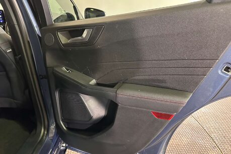 Ford Kuga 1.5 EcoBlue ST-Line Edition SUV 5dr Diesel Manual Euro 6 (s/s) (120 ps) 48