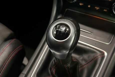 Mercedes-Benz CLA Class 2.1 CLA200d AMG Line Shooting Brake 5dr Diesel Manual Euro 6 (s/s) (136 ps) 30