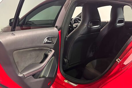 Mercedes-Benz CLA Class 2.1 CLA200d AMG Line Shooting Brake 5dr Diesel Manual Euro 6 (s/s) (136 ps) 42