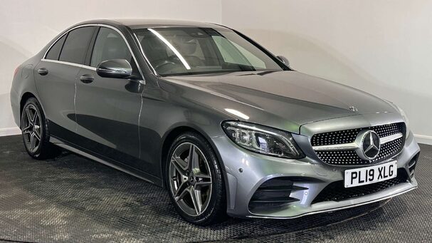 Mercedes-Benz C Class 2.0 C220d AMG Line (Premium) Saloon 4dr Diesel G-Tronic+ Euro 6 (s/s) (194  Service History