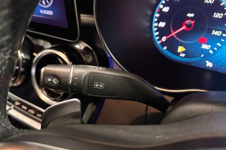 Mercedes-Benz C Class 2.0 C220d AMG Line (Premium) Saloon 4dr Diesel G-Tronic+ Euro 6 (s/s) (194  24