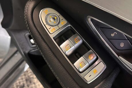 Mercedes-Benz C Class 2.0 C220d AMG Line (Premium) Saloon 4dr Diesel G-Tronic+ Euro 6 (s/s) (194  12