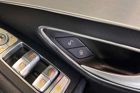 Mercedes-Benz C Class 2.0 C220d AMG Line (Premium) Saloon 4dr Diesel G-Tronic+ Euro 6 (s/s) (194  13
