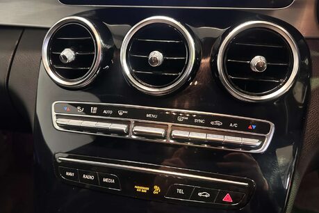 Mercedes-Benz C Class 2.0 C220d AMG Line (Premium) Saloon 4dr Diesel G-Tronic+ Euro 6 (s/s) (194  37