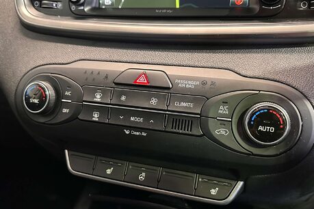 Kia Sorento 2.2 CRDi KX-3 SUV 5dr Diesel Manual AWD Euro 6 (s/s) (197 bhp) 35