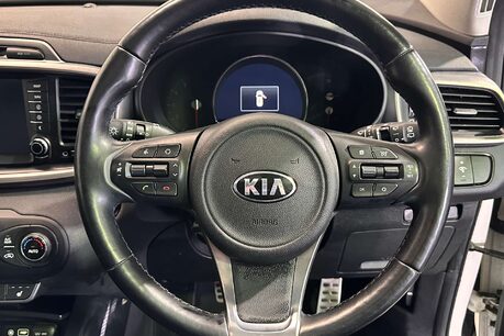 Kia Sorento 2.2 CRDi KX-3 SUV 5dr Diesel Manual AWD Euro 6 (s/s) (197 bhp) 19