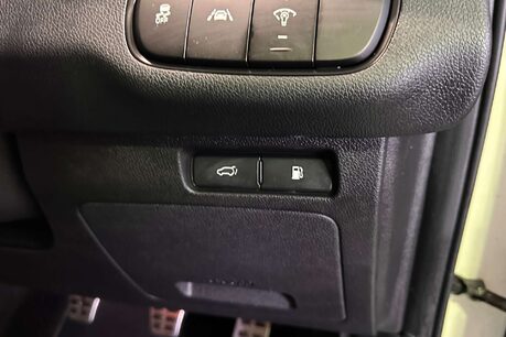 Kia Sorento 2.2 CRDi KX-3 SUV 5dr Diesel Manual AWD Euro 6 (s/s) (197 bhp) 18