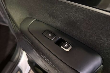 Kia Sorento 2.2 CRDi KX-3 SUV 5dr Diesel Manual AWD Euro 6 (s/s) (197 bhp) 42