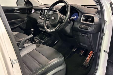 Kia Sorento 2.2 CRDi KX-3 SUV 5dr Diesel Manual AWD Euro 6 (s/s) (197 bhp) 9