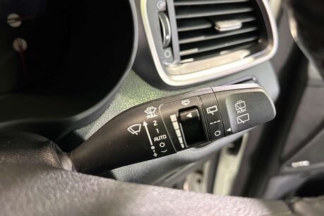 Kia Sorento 2.2 CRDi KX-3 SUV 5dr Diesel Manual AWD Euro 6 (s/s) (197 bhp) 23