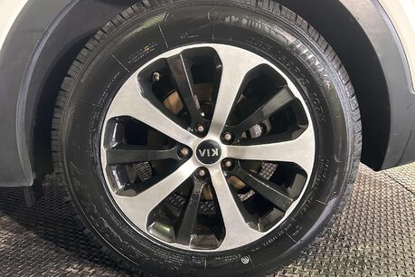 Kia Sorento 2.2 CRDi KX-3 SUV 5dr Diesel Manual AWD Euro 6 (s/s) (197 bhp) 65