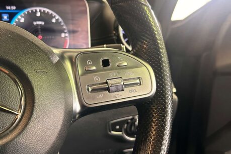 Mercedes-Benz E Class 2.0 E220d AMG Line (Premium) Coupe 2dr Diesel G-Tronic+ Euro 6 (s/s) (194 p 21