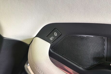 Jaguar E-Pace 2.0 D180 R-Dynamic S SUV 5dr Diesel Auto AWD Euro 6 (s/s) (180 ps) 12